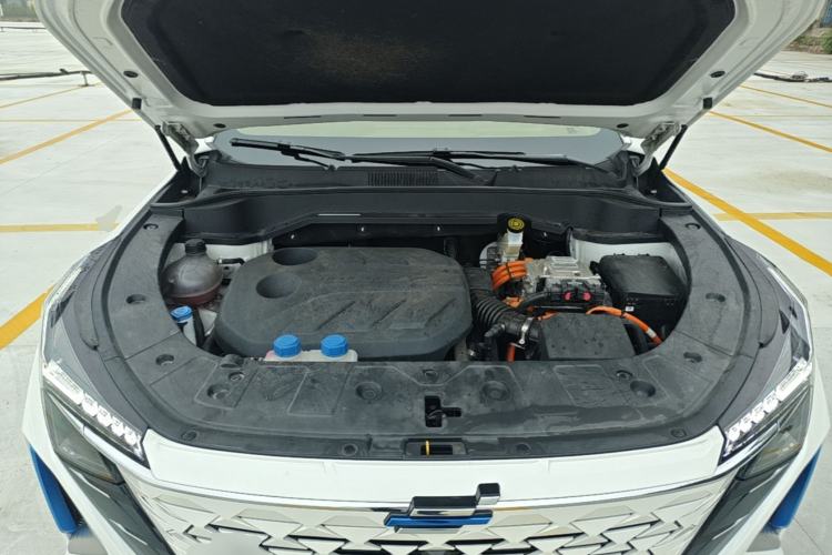 Used CHANGAN OSHAN Z6 New Energy 2023 ZhiDian iDD 150KM Flagship PLUS Smart Parking Edition Engine Bay