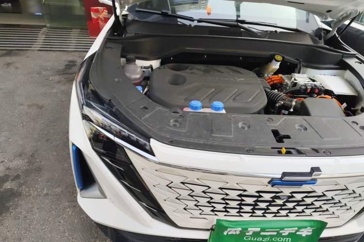 Used CHANGAN OSHAN Z6 New Energy 2023 ZhiDian iDD 150KM Flagship PLUS Smart Parking Edition Engine Bay Right
