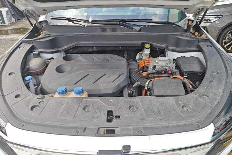 Used CHANGAN OSHAN Z6 New Energy 2023 ZhiDian iDD 150KM Flagship PLUS Smart Parking Edition Engine Bay