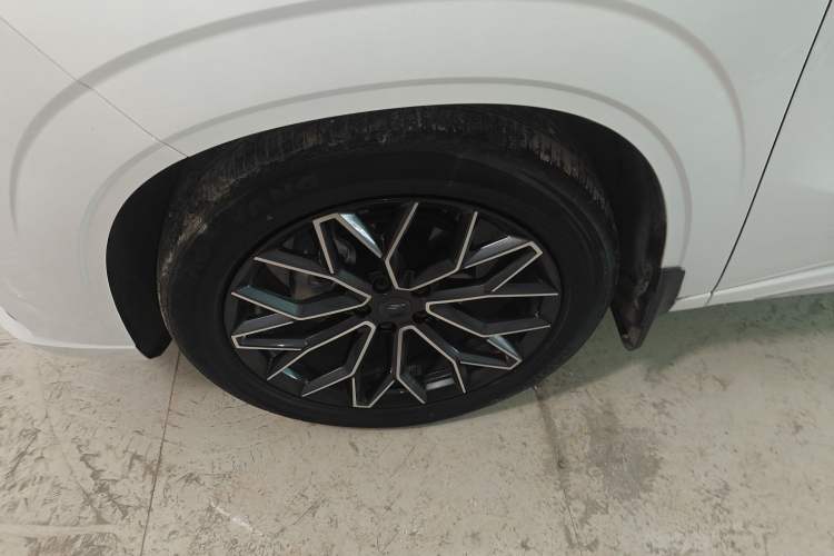 Used CHANGAN OSHAN Z6 New Energy 2023 ZhiDian iDD 150KM Flagship PLUS Exterior 3