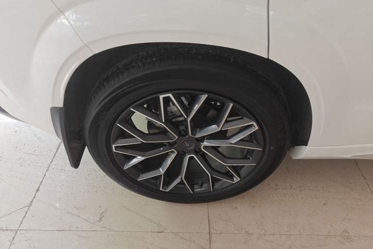Used CHANGAN OSHAN Z6 New Energy 2023 ZhiDian iDD 150KM Flagship PLUS Exterior 4