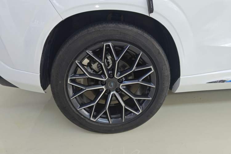Used CHANGAN OSHAN Z6 New Energy 2023 ZhiDian iDD 150KM Flagship PLUS Exterior 5