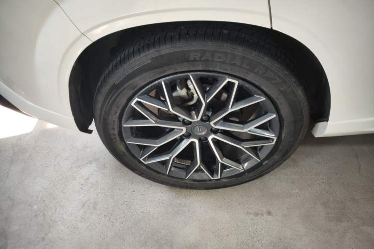 Used CHANGAN OSHAN Z6 New Energy 2023 ZhiDian iDD 150KM Flagship PLUS Exterior 5