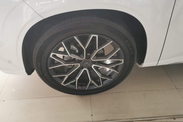 Used CHANGAN OSHAN Z6 New Energy 2023 ZhiDian iDD 150KM Flagship PLUS Smart Parking Edition Exterior 7