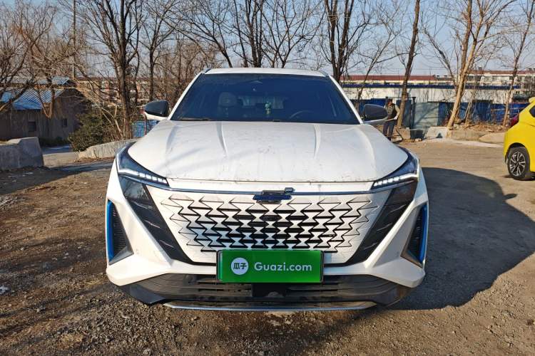 Used CHANGAN OSHAN Z6 New Energy 2023 ZhiDian iDD 150KM Flagship PLUS Front