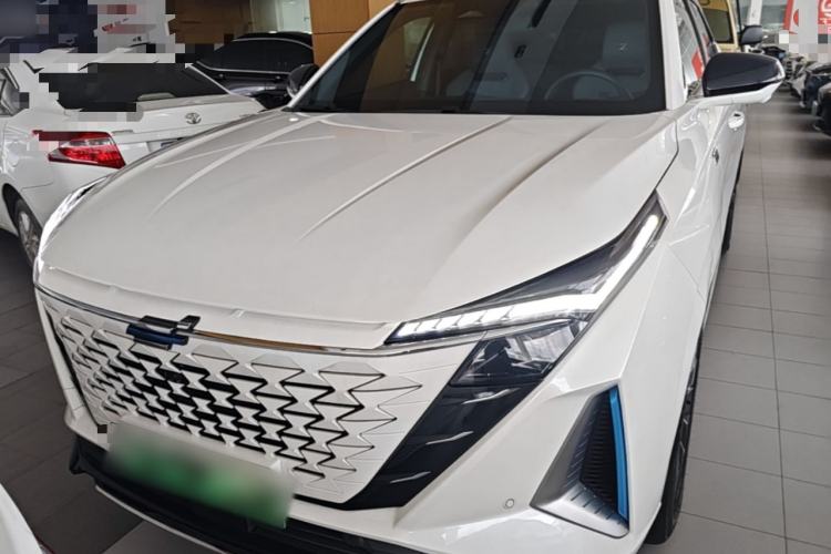 Used CHANGAN OSHAN Z6 New Energy 2023 ZhiDian iDD 150KM Flagship PLUS Front