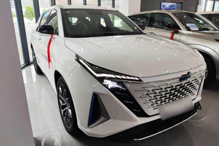 Used CHANGAN OSHAN Z6 New Energy 2023 ZhiDian iDD 150KM Flagship PLUS Front Right 45 Deg