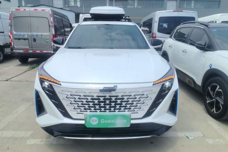 Used CHANGAN OSHAN Z6 New Energy 2023 ZhiDian iDD 150KM Flagship PLUS Front