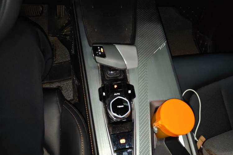 Used CHANGAN OSHAN Z6 New Energy 2023 ZhiDian iDD 150KM Flagship PLUS Gear Lever