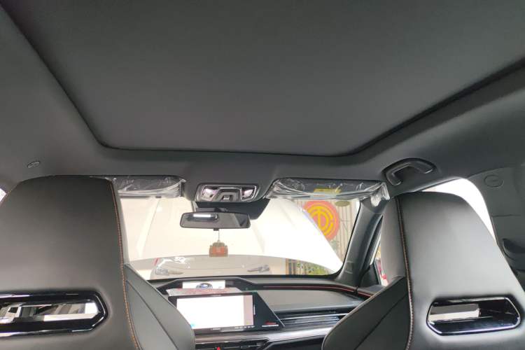 Used CHANGAN OSHAN Z6 New Energy 2023 ZhiDian iDD 150KM Flagship PLUS Headliner