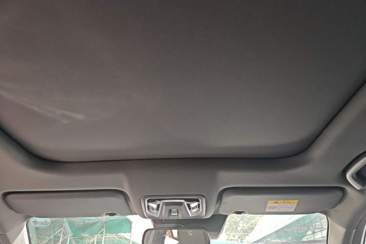 Used CHANGAN OSHAN Z6 New Energy 2023 ZhiDian iDD 150KM Flagship PLUS Smart Parking Edition Headliner