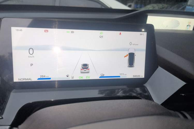 Used CHANGAN OSHAN Z6 New Energy 2023 ZhiDian iDD 150KM Flagship PLUS Smart Parking Edition Instrument Cluster