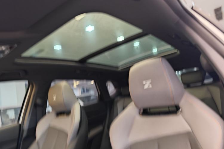 Used CHANGAN OSHAN Z6 New Energy 2023 ZhiDian iDD 150KM Flagship PLUS Interior 11
