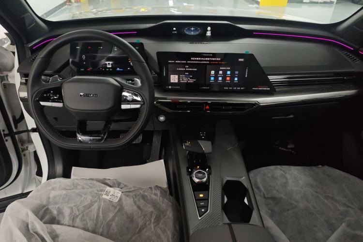 Used CHANGAN OSHAN Z6 New Energy 2023 ZhiDian iDD 150KM Flagship PLUS Smart Parking Edition Interior 2