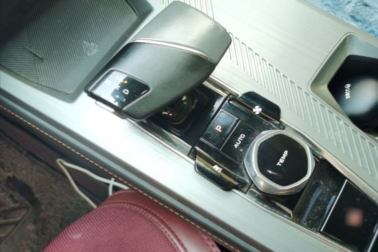 Used CHANGAN OSHAN Z6 New Energy 2023 ZhiDian iDD 150KM Flagship PLUS Interior 3
