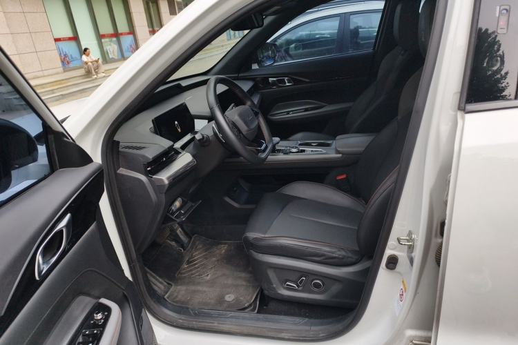 Used CHANGAN OSHAN Z6 New Energy 2023 ZhiDian iDD 150KM Flagship PLUS Smart Parking Edition Left Front Seat