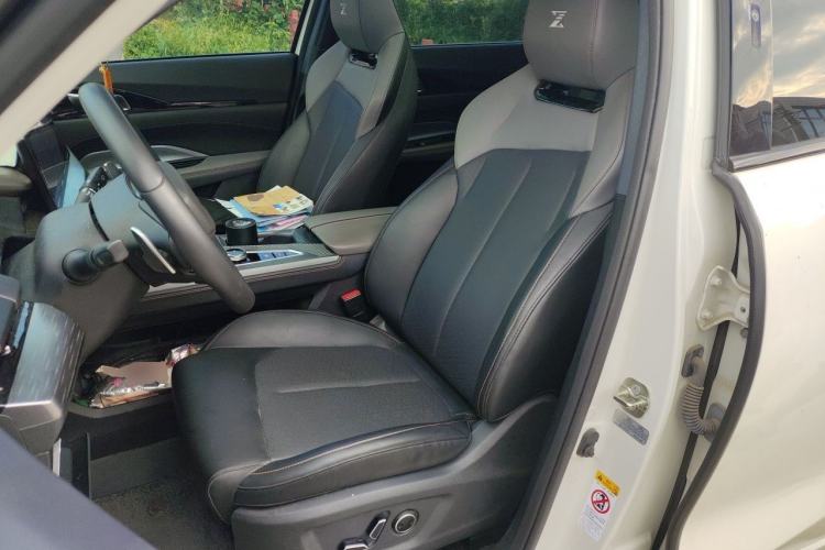 Used CHANGAN OSHAN Z6 New Energy 2023 ZhiDian iDD 150KM Flagship PLUS Smart Parking Edition Left Front Seat