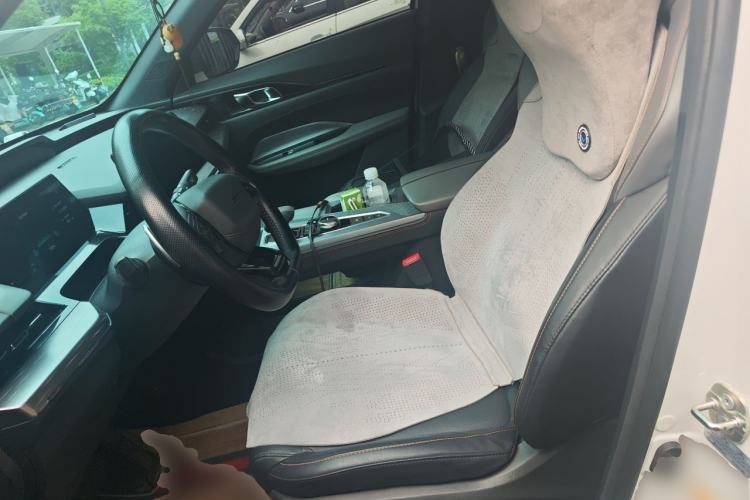 Used CHANGAN OSHAN Z6 New Energy 2023 ZhiDian iDD 150KM Flagship PLUS Left Front Seat