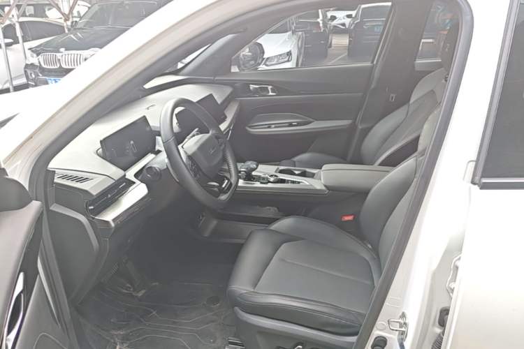 Used CHANGAN OSHAN Z6 New Energy 2023 ZhiDian iDD 150KM Flagship PLUS Smart Parking Edition Left Front Seat