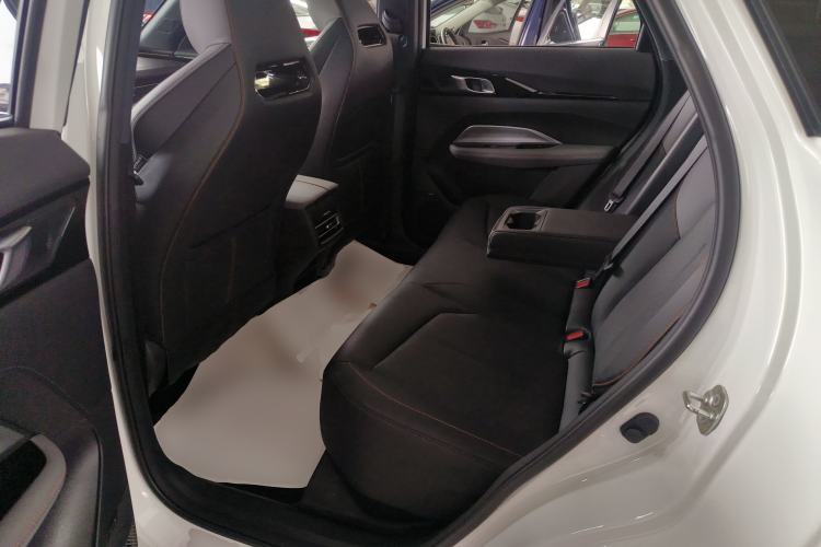 Used CHANGAN OSHAN Z6 New Energy 2023 ZhiDian iDD 150KM Flagship PLUS Smart Parking Edition Left Rear Seat