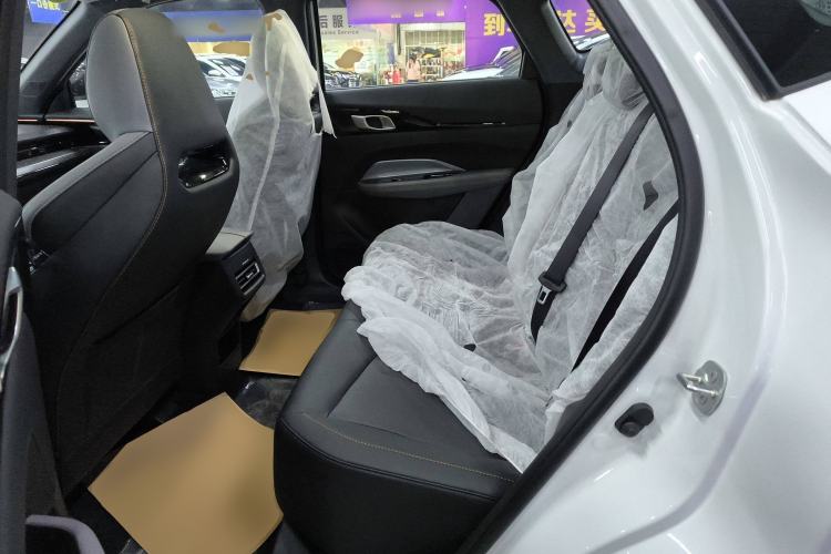 Used CHANGAN OSHAN Z6 New Energy 2023 ZhiDian iDD 150KM Flagship PLUS Left Rear Seat