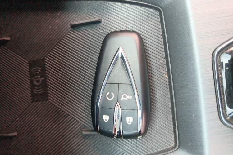 Used CHANGAN OSHAN Z6 New Energy 2023 ZhiDian iDD 150KM Flagship PLUS Left Rear Seat