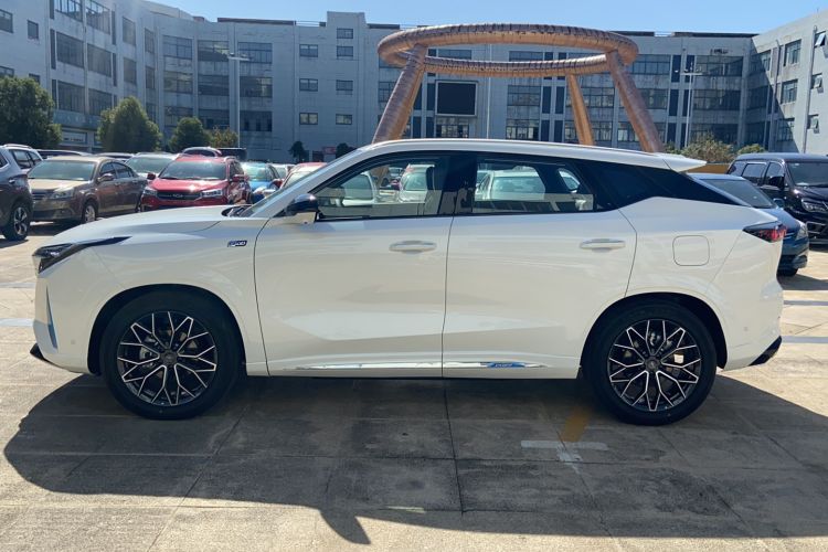 Used CHANGAN OSHAN Z6 New Energy 2023 ZhiDian iDD 150KM Flagship PLUS Smart Parking Edition Left Side