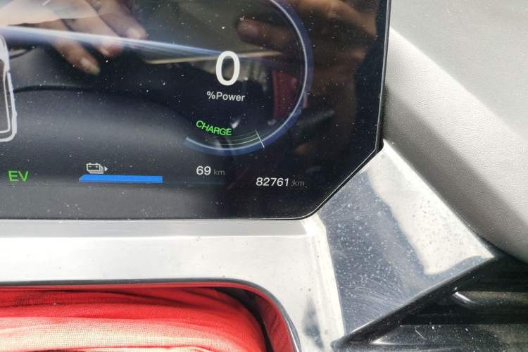 Used CHANGAN OSHAN Z6 New Energy 2023 ZhiDian iDD 150KM Flagship PLUS Odometer Close Up