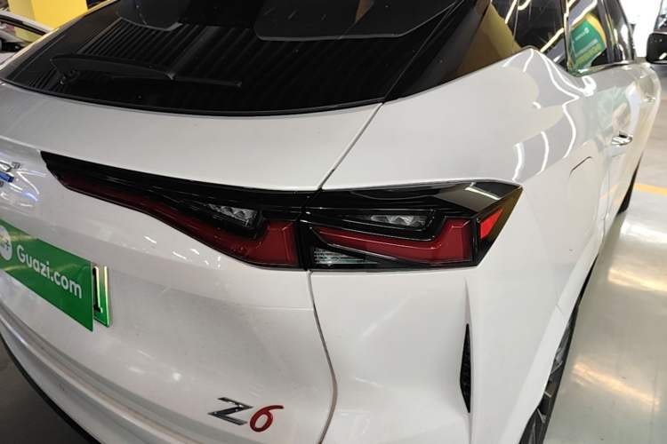 Used CHANGAN OSHAN Z6 New Energy 2023 ZhiDian iDD 150KM Flagship PLUS Right Rear Taillight
