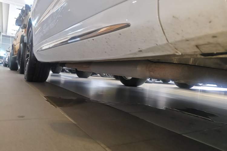 Used CHANGAN OSHAN Z6 New Energy 2023 ZhiDian iDD 150KM Flagship PLUS Right Side Sill