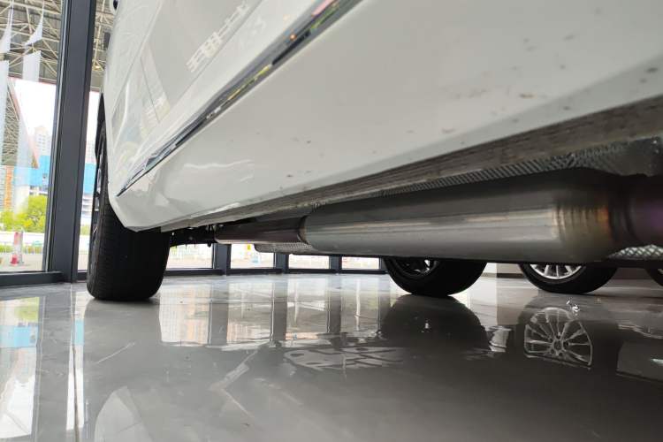 Used CHANGAN OSHAN Z6 New Energy 2023 ZhiDian iDD 150KM Flagship PLUS Right Side Sill