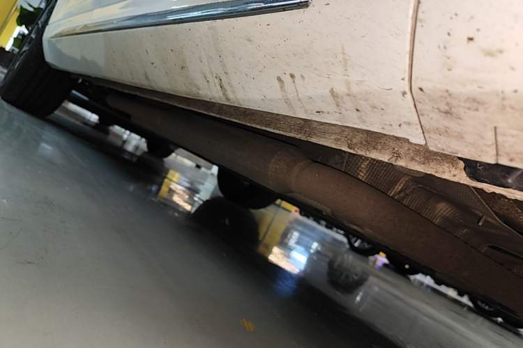 Used CHANGAN OSHAN Z6 New Energy 2023 ZhiDian iDD 150KM Flagship PLUS Right Side Sill