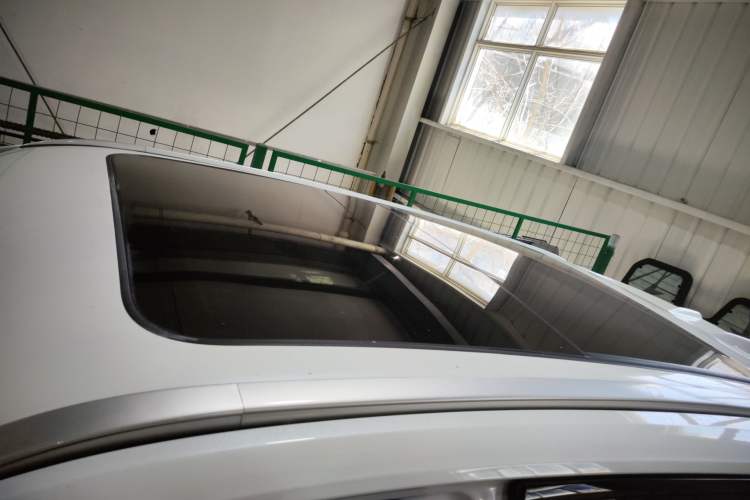 Used CHANGAN OSHAN Z6 New Energy 2023 ZhiDian iDD 150KM Flagship PLUS Roof