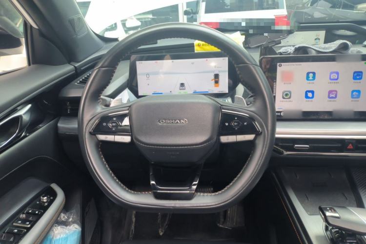 Used CHANGAN OSHAN Z6 New Energy 2023 ZhiDian iDD 150KM Flagship PLUS Smart Parking Edition Steering Wheel