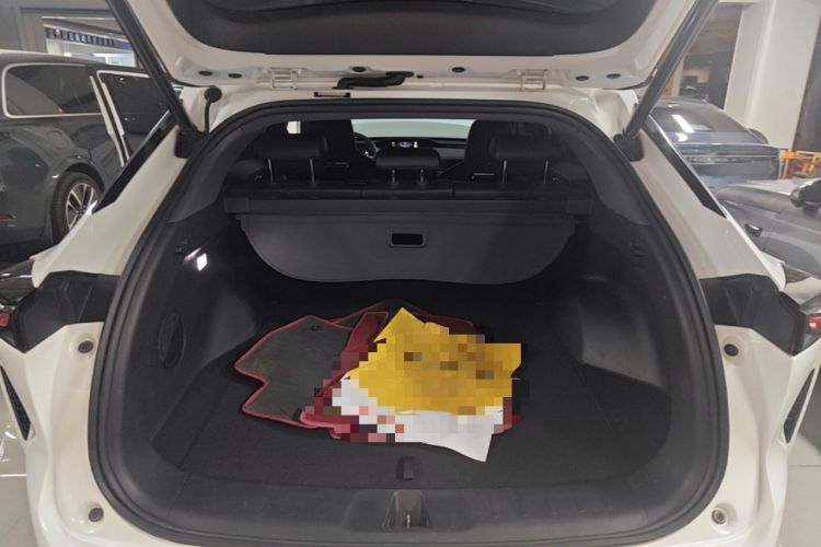 Used CHANGAN OSHAN Z6 New Energy 2023 ZhiDian iDD 150KM Flagship PLUS Smart Parking Edition Trunk