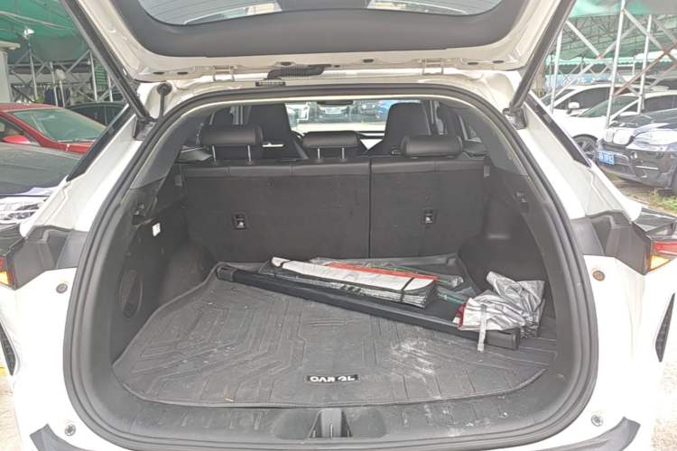 Used CHANGAN OSHAN Z6 New Energy 2023 ZhiDian iDD 150KM Flagship PLUS Smart Parking Edition Trunk