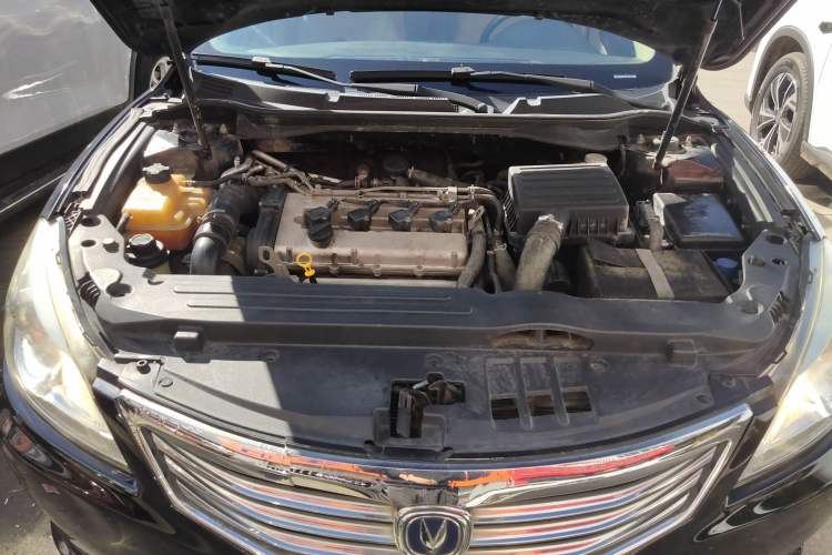 Used CHANGAN Raeton 2013 1.8T Automatic Prestige Model China IV Standard Engine Bay