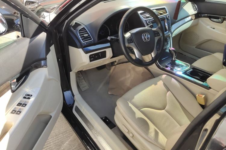 Used CHANGAN Raeton 2013 1.8T Automatic Prestige Model China IV Standard Left Front Seat