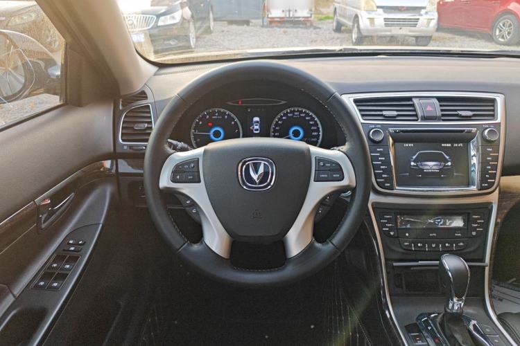 Used CHANGAN Raeton 2014 1.8T Automatic Flagship Anniversary Edition China IV Standard Steering Wheel