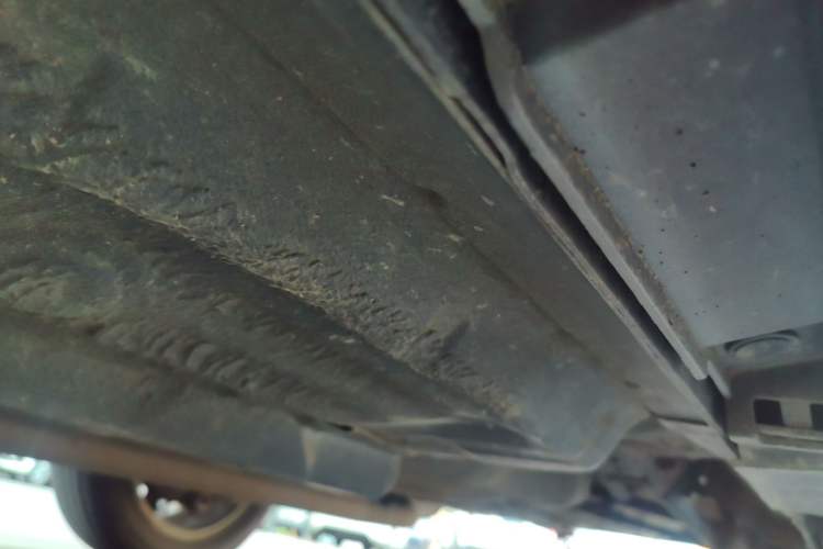 Used CHANGAN Raeton 2013 1.8T Automatic Flagship Model China IV Standard Chassis Front Left