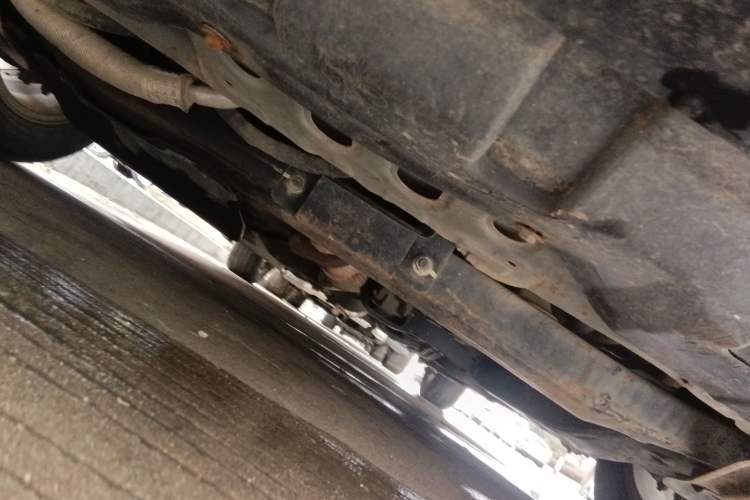 Used CHANGAN Raeton 2013 1.8T Automatic Elite Model China IV Standard Chassis Front