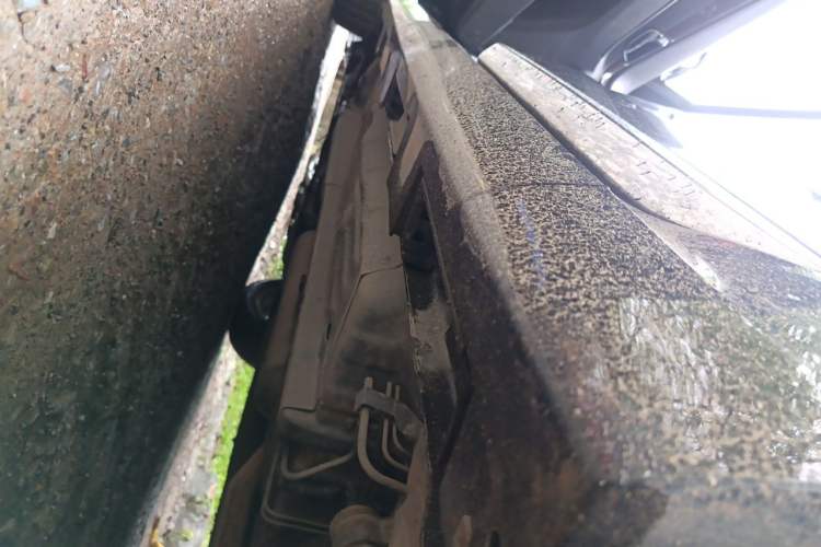 Used CHANGAN Raeton 2013 1.8T Automatic Flagship Model China IV Standard Chassis Front Right