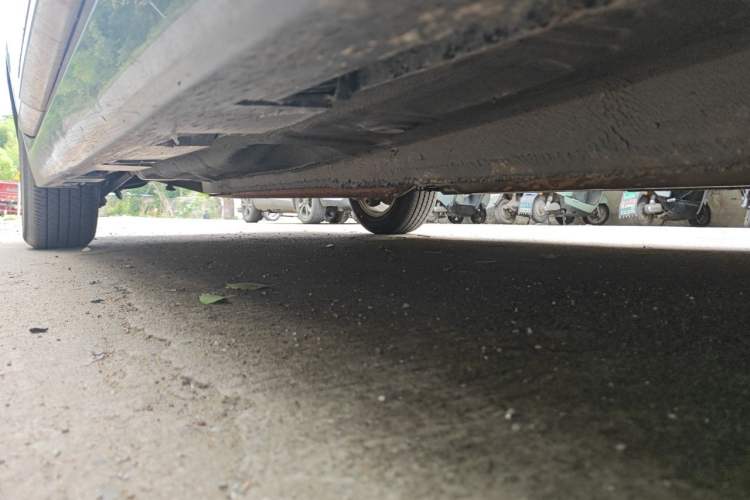 Used CHANGAN Raeton 2013 1.8T Automatic Elite Model China IV Standard Chassis Front Right