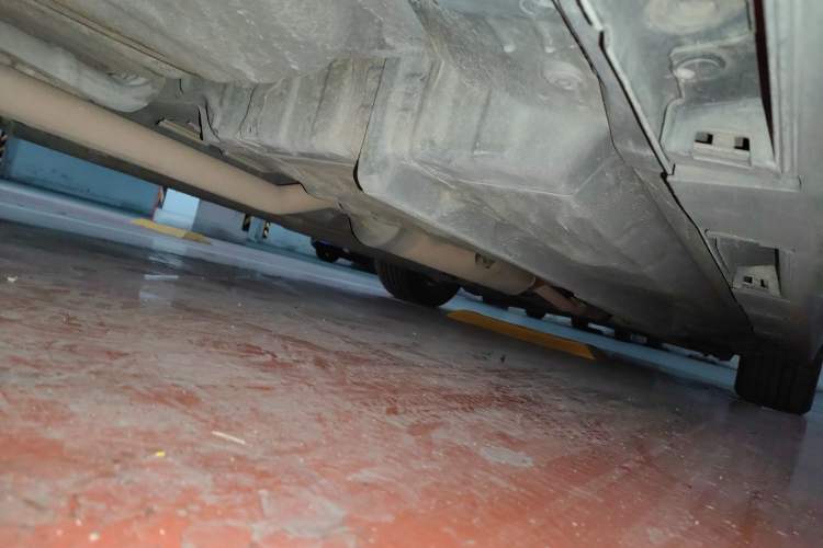 Used CHANGAN Raeton 2013 1.8T Automatic Prestige Model China IV Standard Chassis Rear Right