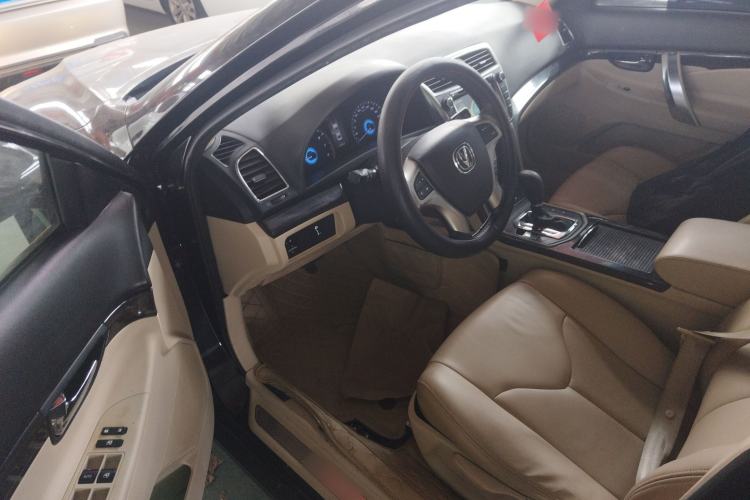 Used CHANGAN Raeton 2013 1.8T Automatic Elite Model China IV Standard Driver Seat