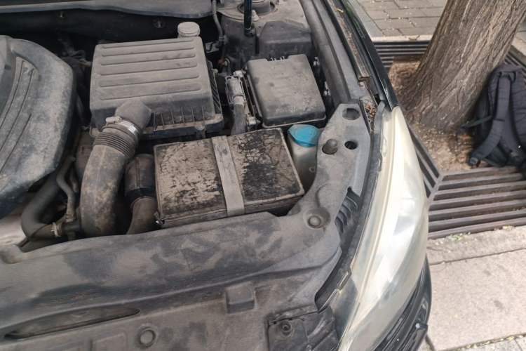 Used CHANGAN Raeton 2013 1.8T Automatic Flagship Model China IV Standard Engine Bay Left