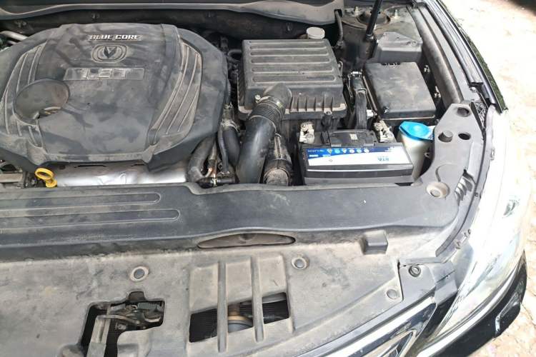 Used CHANGAN Raeton 2013 1.8T Automatic Flagship Model China IV Standard Engine Bay Left