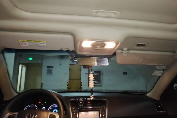 Used CHANGAN Raeton 2013 1.8T Automatic Prestige Model China IV Standard Headliner