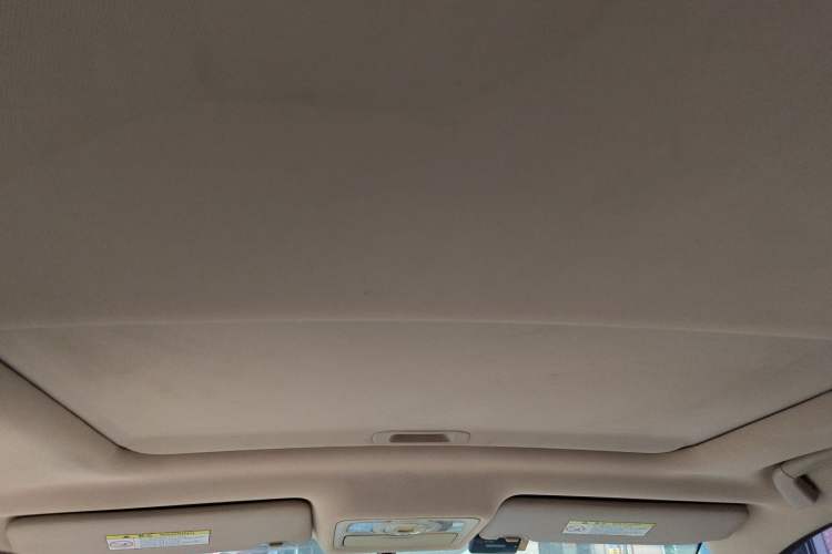 Used CHANGAN Raeton 2013 1.8T Automatic Prestige Model China V Standard Headliner