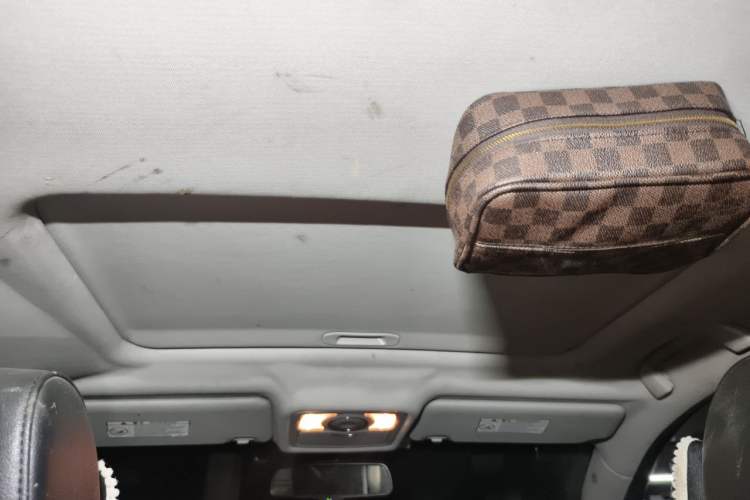 Used CHANGAN Raeton 2013 1.8T Automatic Prestige Model Headliner